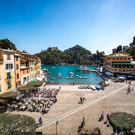 Rooftop - Stunning Views & La Dolce Apartment *