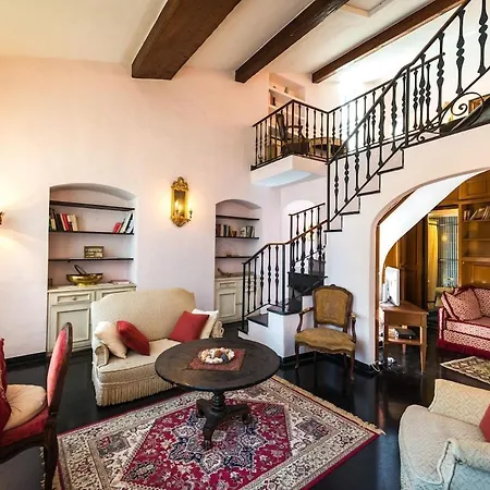 Rooftop - Stunning Views & La Dolce Apartment *